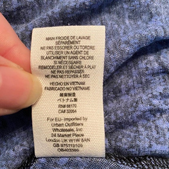 Free People Black Floral Cropped Back Slouch Blouse - Picture 8 of 8